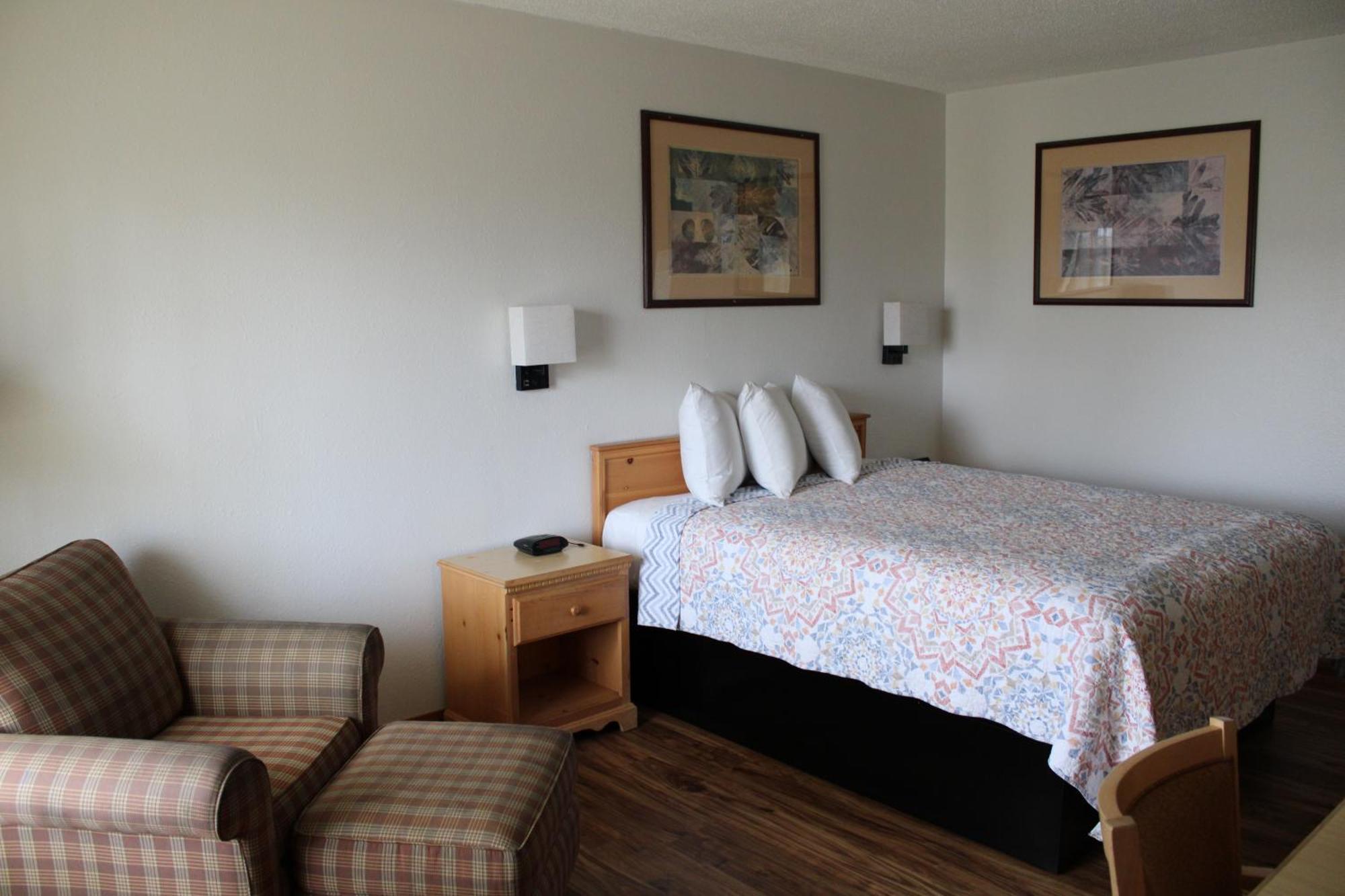 Pine Tree Inn Medford Ngoại thất bức ảnh